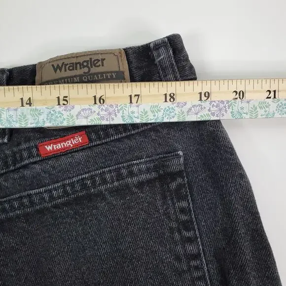 Wrangler relaxed fit mens 40x30 black faded jeans Suspender buttons - Picture 7 of 8
